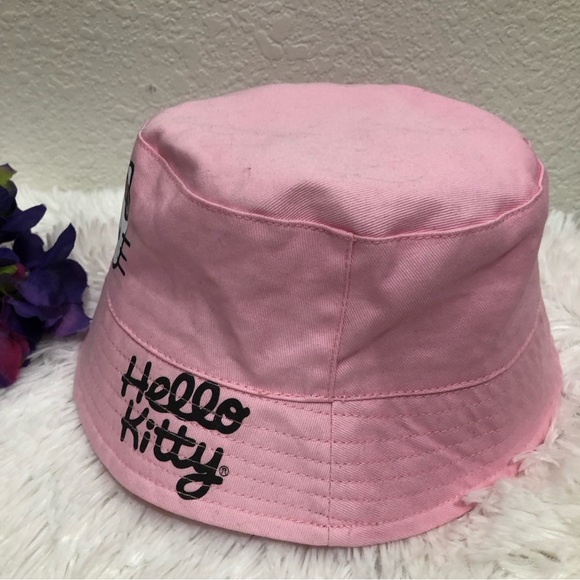 Hello Kitty bucket hat - Picture 3 of 8